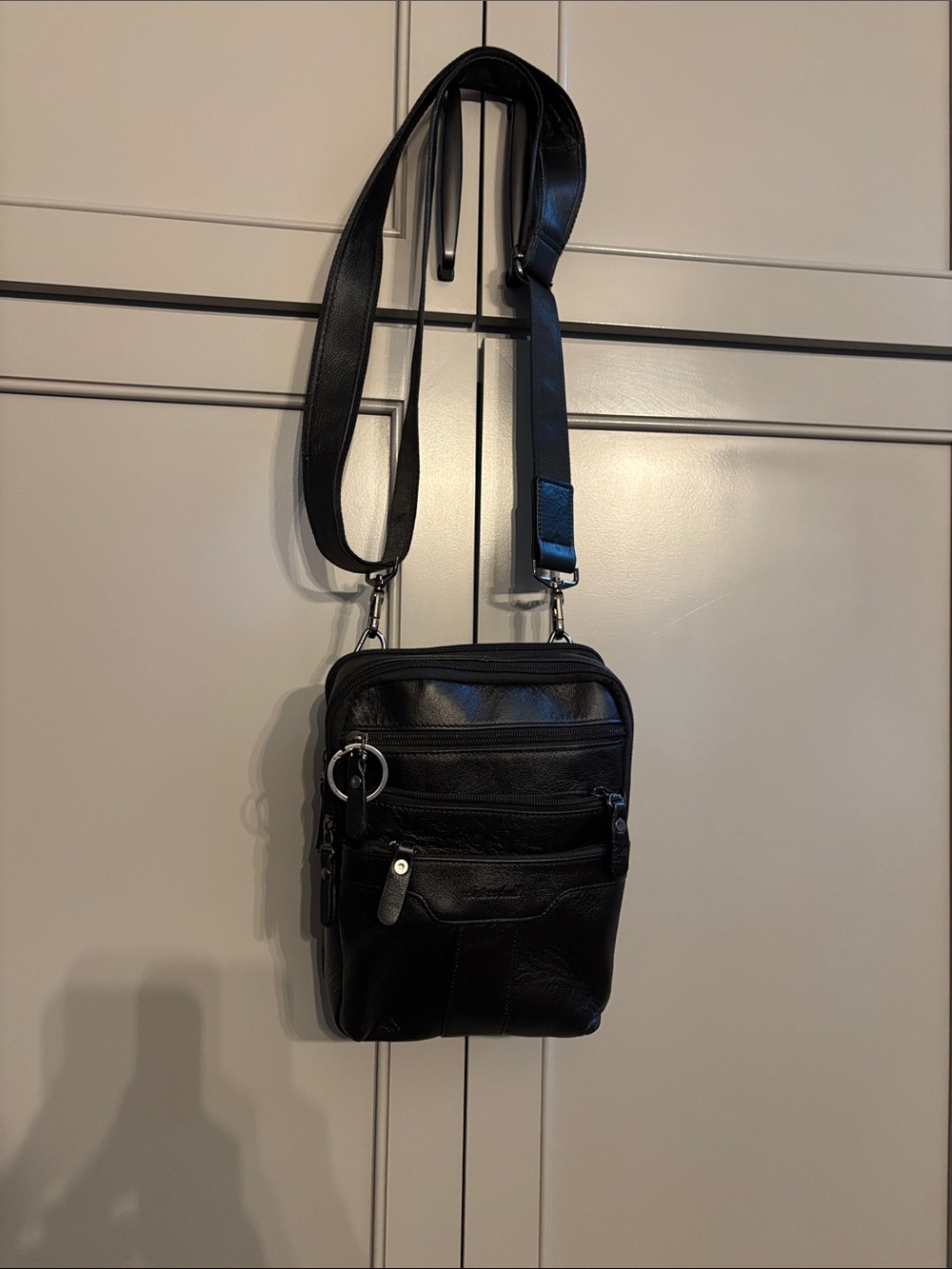 Ariscobull genuine leather messenger bag